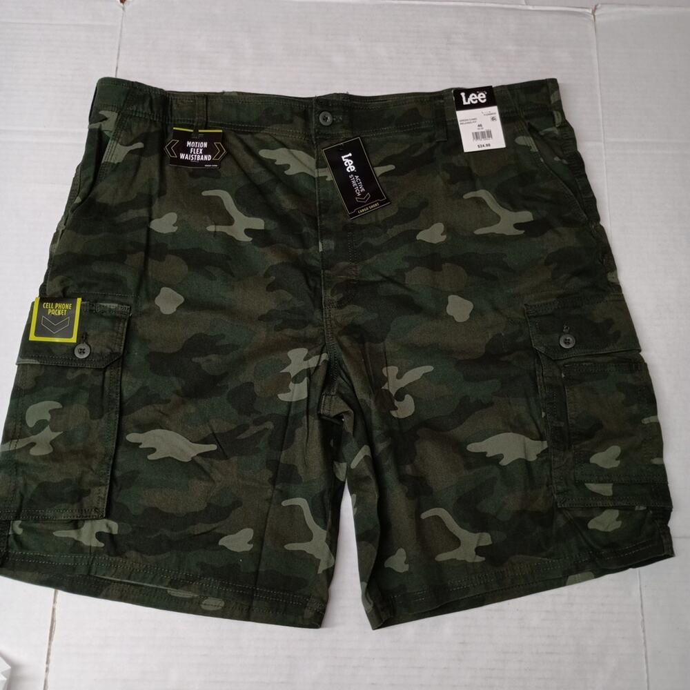 Lee Men's 46‎ Cargo Shorts Green Camo Motion Flex Waistband